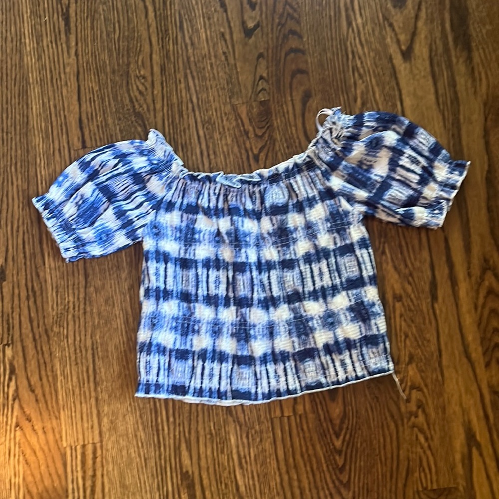 Zara blue and white top